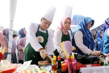 Pemprov Lampung Gelar Lomba Masak Nasi Goreng Krakatau