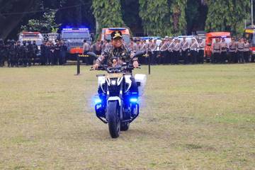 Pj. Gubernur Samsudin Mengikuti Apel Gelar Pasukan Pengamanan Pilkada