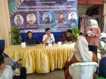  Dialog Pasar Bahas Ketersediaan Bahan Pokok 