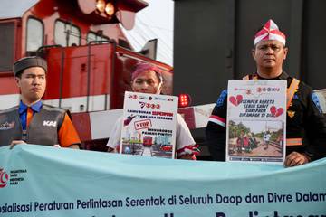 KAI ajak Warga Merdeka dari Kecelakaan di Perlintasan