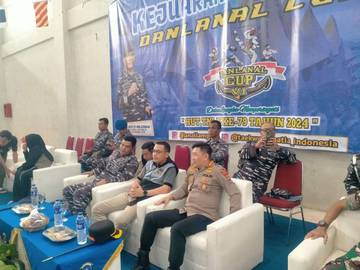 Atlet Taekwondo Perebutkan Juara dalam Ajang Danlanal Cup VI