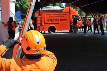 Simulasi Evakuasi Bencana Gempa BPBD Jawa Barat