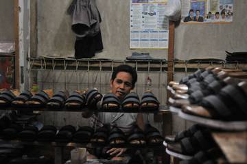Bahan Baku Industri Sepatu di Cibaduyut Alami Kendala