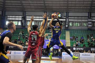 Prawira Harum Bandung Kalahkan Bali United Basketball