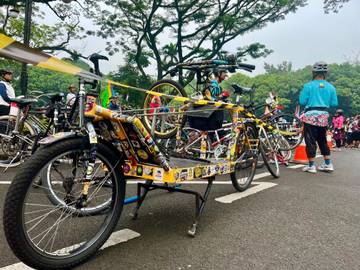 Gerakan Bersepeda dari Bandung untuk Dunia