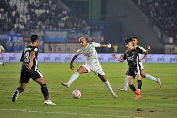 Persib Ditahan Imbang Dewa di Piala Presiden 2025