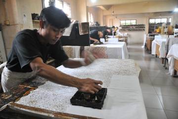 Mengenal Batik Melalui Wisata Edukasi di Batik Komar