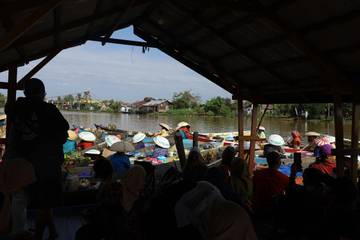 Festival Pasar Terapung Lok Baintan 2024