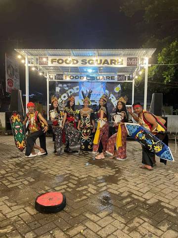 Melestarikan Budaya Dayak dalam Tarian Eksotis