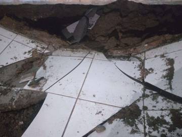 Tanah Amblas Ancam Keselamatan Warga Bantarjati