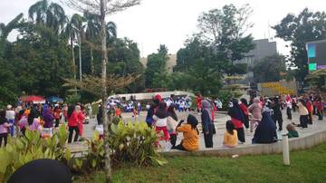 Cuaca Cerah CFD Depok Meriah