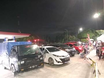 Rest Area SPBU Canduang Dipadati Pengunjung