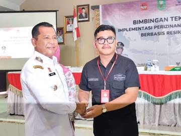 Pemkab Sanggau Komit Dorong Percepatan Pelayanan Perizinan