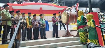 Pembukaan MTQ ke-XXXII di Toba, Sanggau Meriah