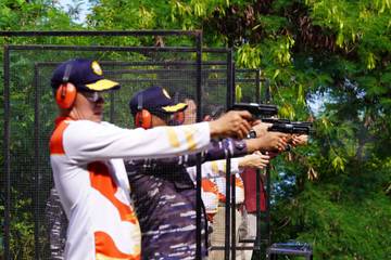 Kemenkumham Gorontalo Gelar Latihan Menembak