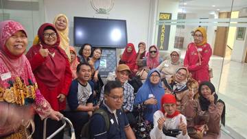 Silaturahmi Pendengar Minang Bakaba Di RRI Jakarta