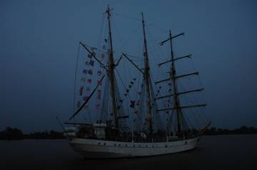 KRI Dewa Ruci, Menjaga Sang Saka Agar Tetap Terkembang