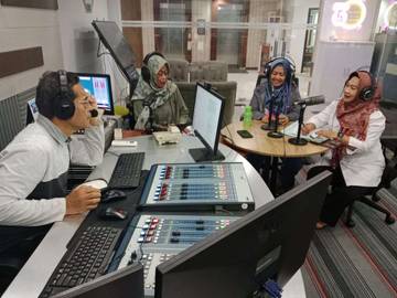 Siaran Apresiasi Budaya Sunda bersama Praktisi Budaya