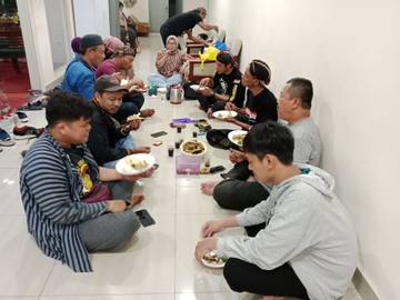 Latihan Karawitan Bersama Bala Guplak