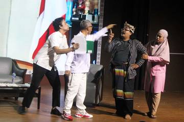 HUT Teater Sastra UI Ke-40, Tampilkan Komedi Satir