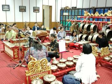 Berolah Seni Karawitan bersama Karawitan Surya Laras