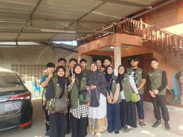 SMP SBS YES Bekasi Immersion in Narathiwat, Thailand