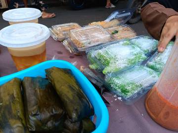 Kue Lupis Favorit Jadi Takjil 