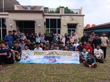 PKBM Madani Hebat Adakan Youth Facilitator Training