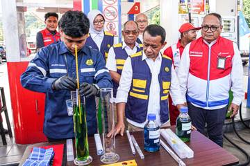Menteri ESDM Pantau Distribusi BBM di Ambon