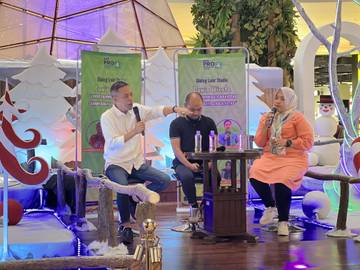 Dialog Luar Studio Pro 4 Jadi Rangkaian Pagelaran RRI Makassar