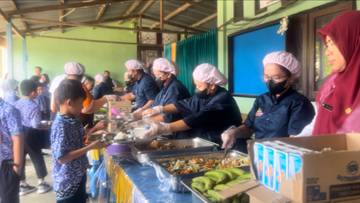 Kegiatan Uji Coba Program Makanan Bergizi di Malinau 