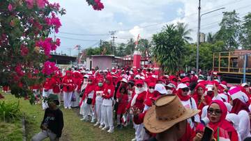 Ratusan Guru di Kalukku Sulbar Meriahkan Jalan Sehat