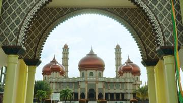 Melihat Kemegahan Masjid Agung Baitul Makmur Aceh