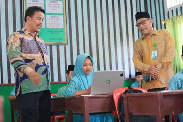 Ujian Akhir Pelajar Madrasah di Aceh 