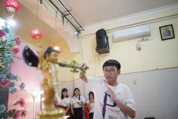 Umat Buddha Meulaboh Rayakan Waisak dengan Lancar