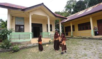 Wacana Penutupan Sekolah Kekurangan Siswa di Aceh