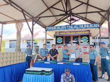 Imigrasi Nunukan Menelusuri Tersangka Penyelundup Minyak Kemiri