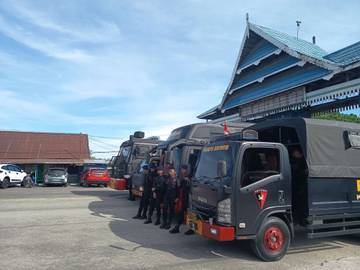 Pengamanan Brimob May Day 2025 di Pelabuhan Tunon Taka Nunukan