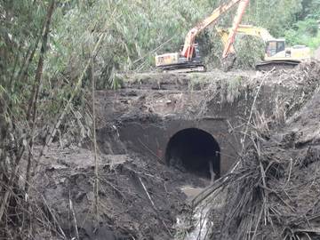 Perbaikan Terowongan dan Jalan Kelok Hantu