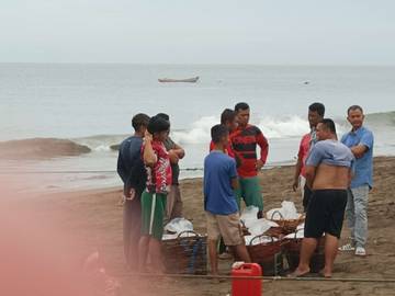 Aktivitas Lelang Ikan di Pasir Jambak Padang