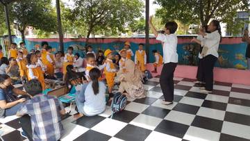 TK Kemala Bhayangkari Palangka Raya Menggelar Bazar dan Lomba