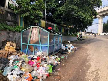 Tempat Penampungan Sementara Jalan Radio Ganggu Keindahan 