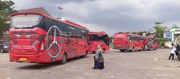 Sebanyak 450 Jamaah Haji Kloter 6 Tiba di Asrama Haji Sumsel