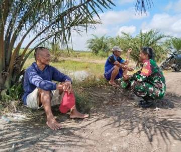 Babinsa Koramil 401-01/SL Tekankan Masyarakat Bahaya Karhutbunla