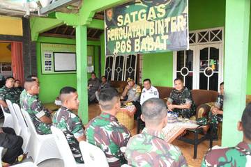 Penguatan Binter, Danrem 044/Gapo Menyapa Pos Satgas 