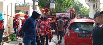 Keluarga Terdakwa Kasus Pembunuhan Unjuk Rasa Jelang Vonis