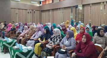 Seminar Literasi Hukum KDRT di Universitas Muhammadiyah Palembang