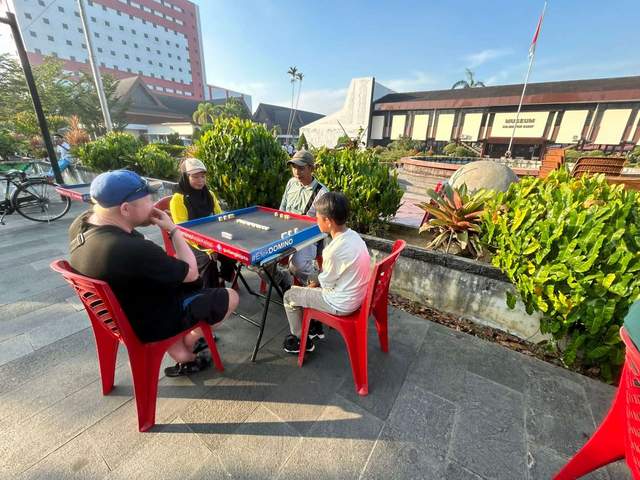 Orado Kalbar Sosialisasikan Olahraga Domino