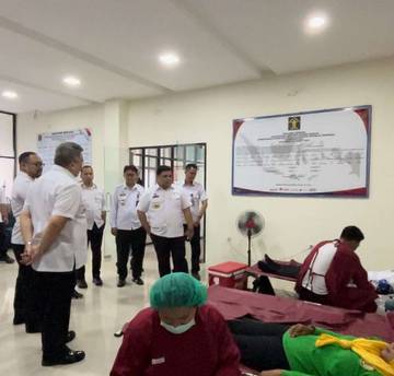 Kemenkumham Kalbar Gelar Donor Darah Peringati HBP Ke-60 