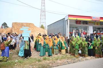 Ribuan Warga Ketapang Ikuti Pawai Ta`aruf MTQ XXXI 